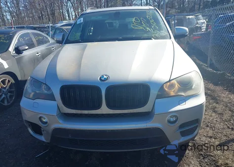 2011 BMW X5 xDrive35I/xDrive35I Premium/xDrive35I Sport Activity z USA, uszkodzony, nr VIN 5UXZV4C59BL738726